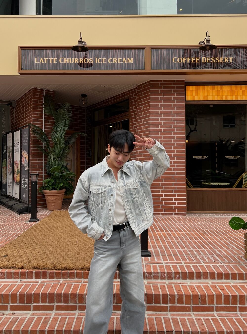 cd913c6078169eb4efe21edcac1d4f79